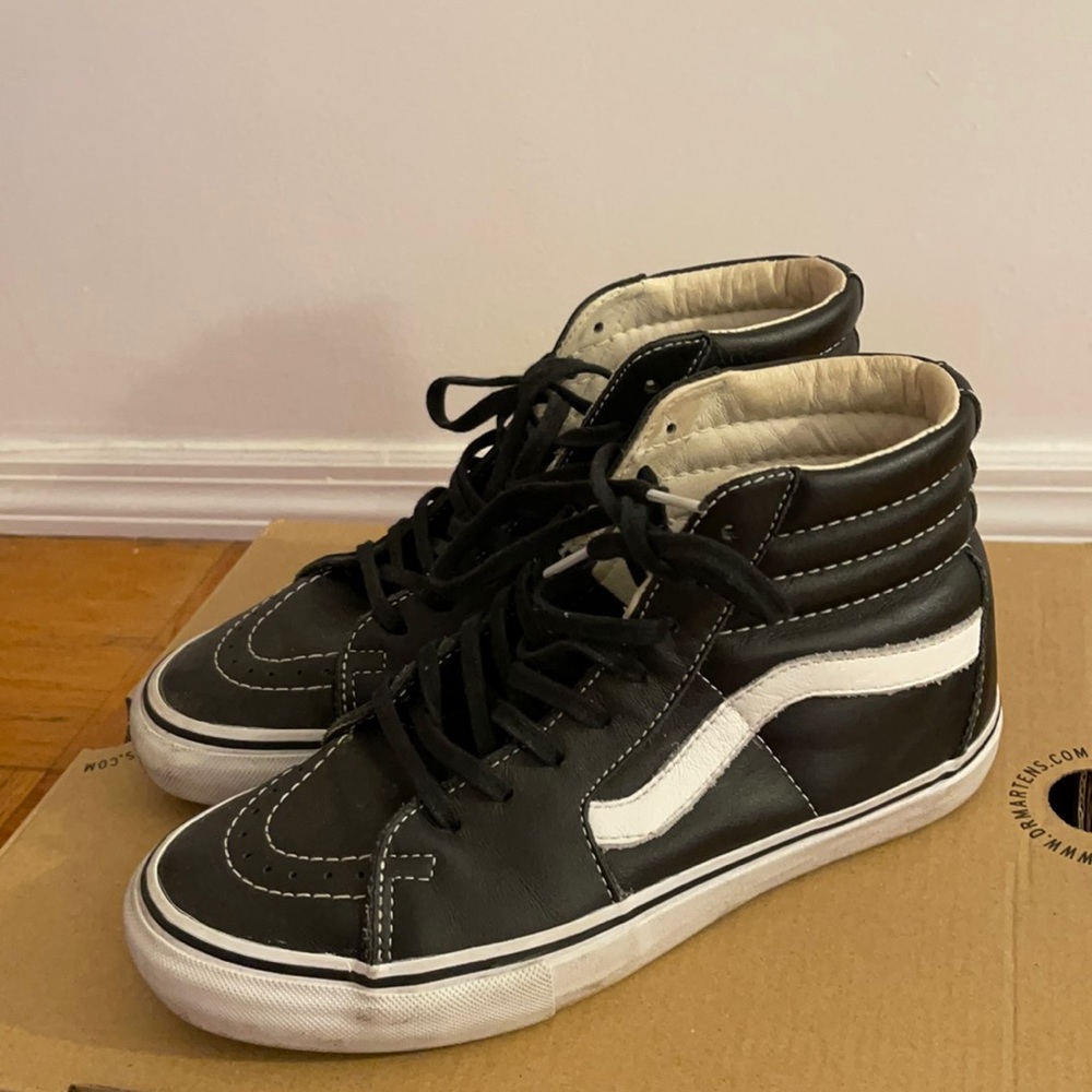 Black Leather Vans | Limited Edition | Size US 7